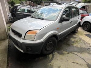 Značka: Ford Typ: Fusion Rok výroby: 2009 Motor: 1.4 59kW Barva: stříbrná Palivo: benzín​